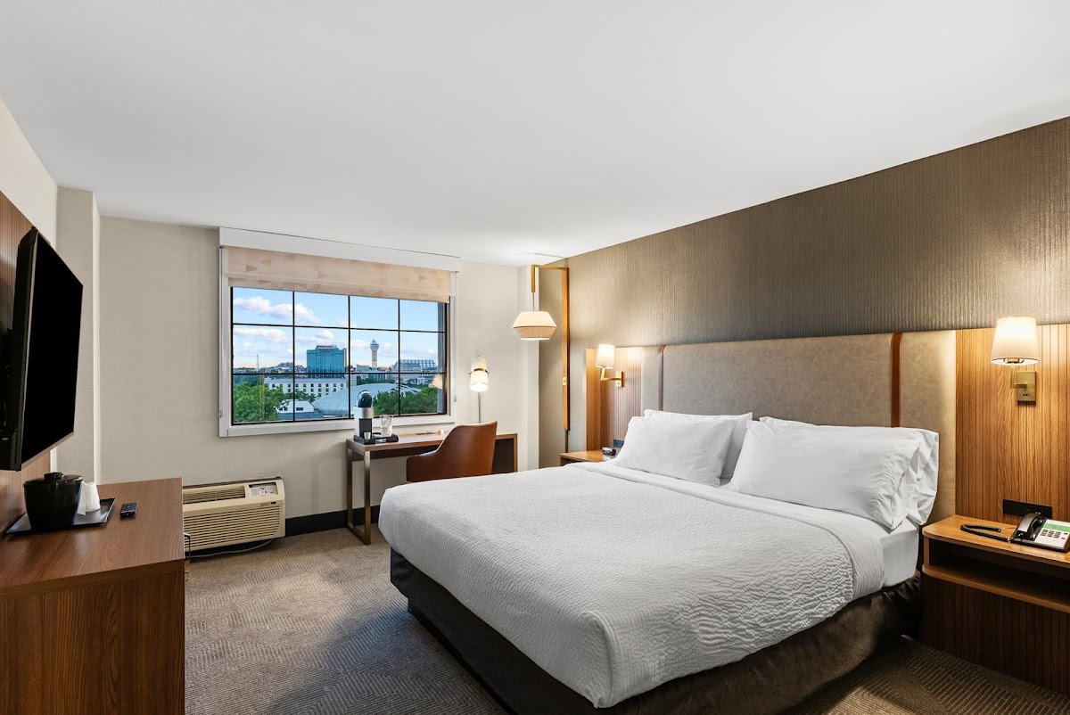 Holiday Inn Niagara Falls State Park Entry by IHG photo 2