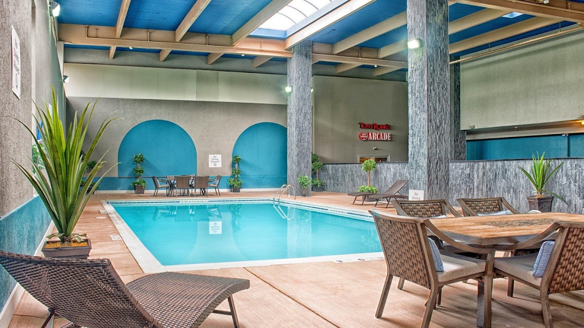 Holiday Inn Niagara Falls State Park Entry by IHG photo 3