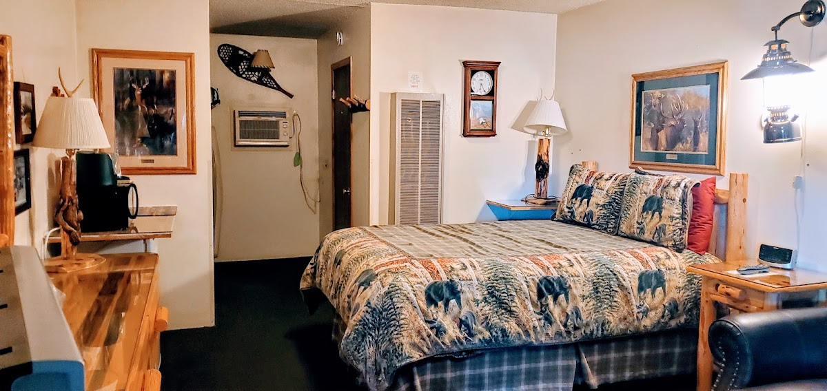 The Woodsman Country Lodge