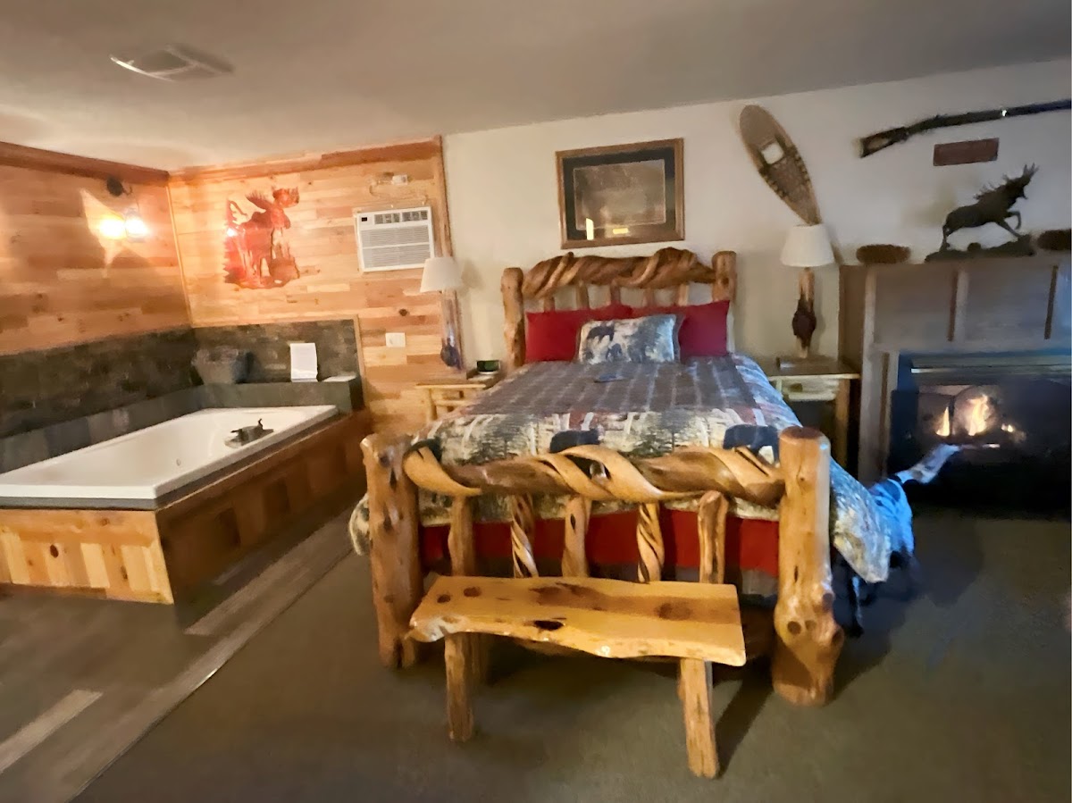 The Woodsman Country Lodge photo 3