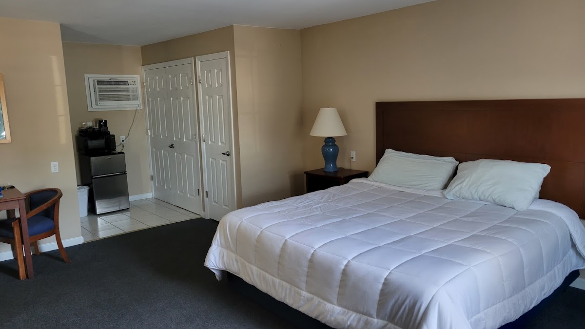 Haven Beach Motel photo 2