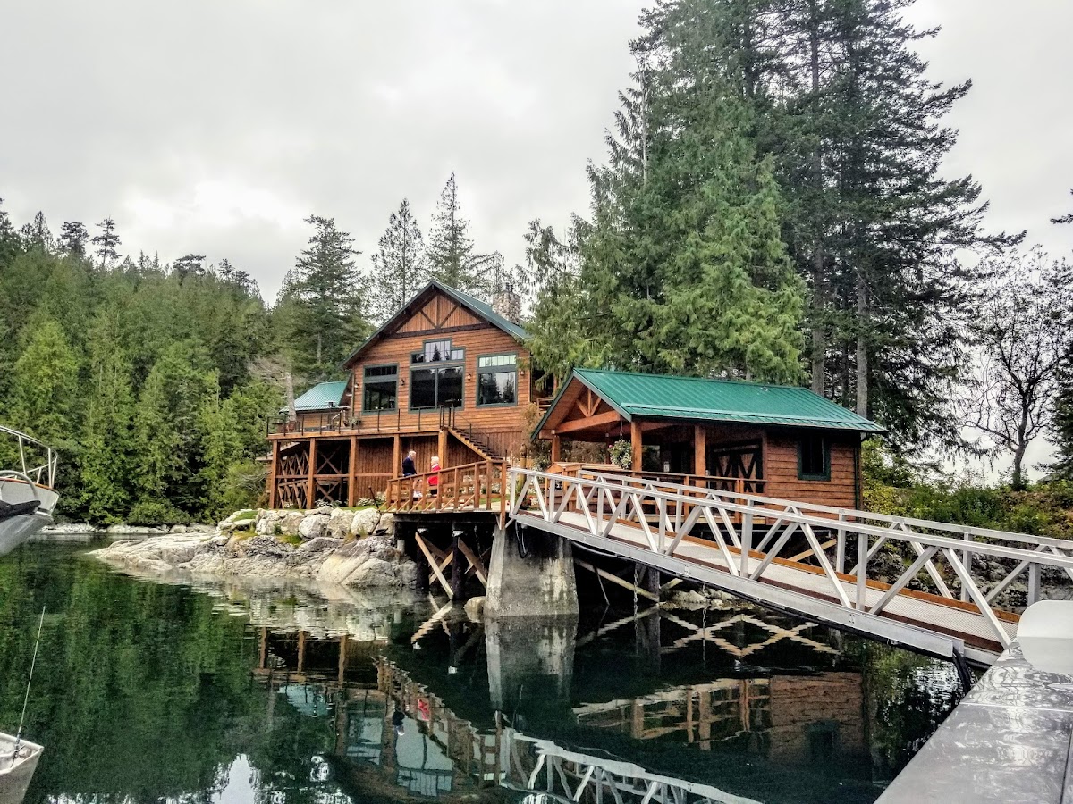 Dent Island Lodge