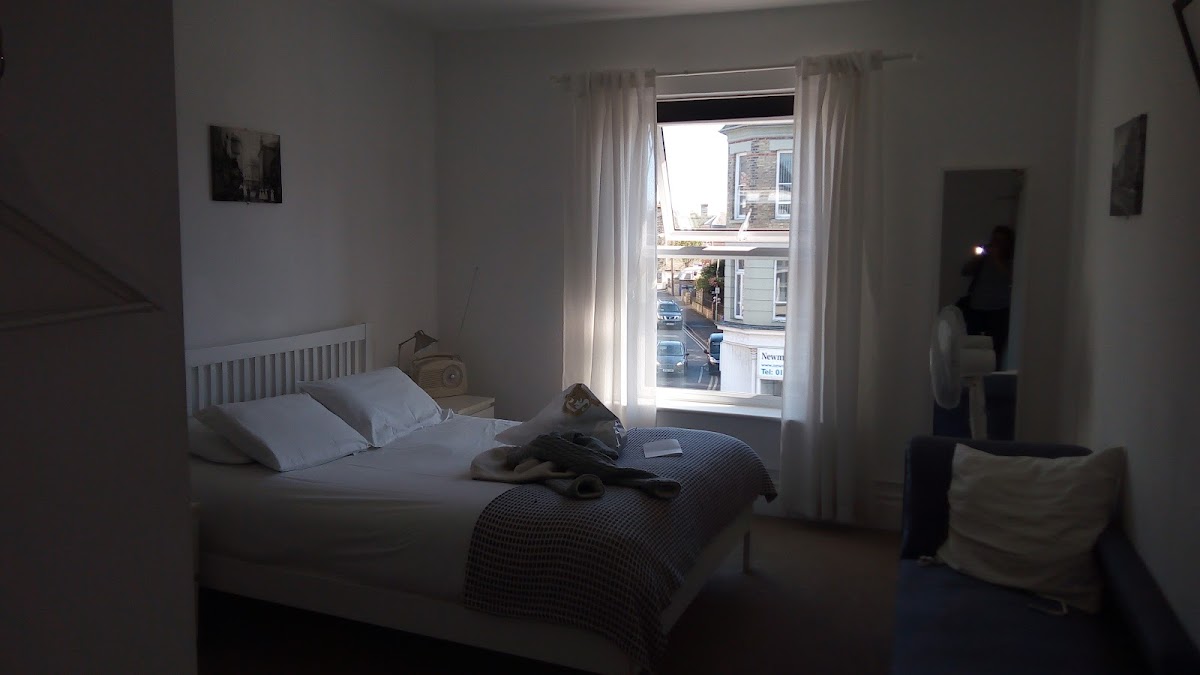 Crown Rooms Newmarket photo 2