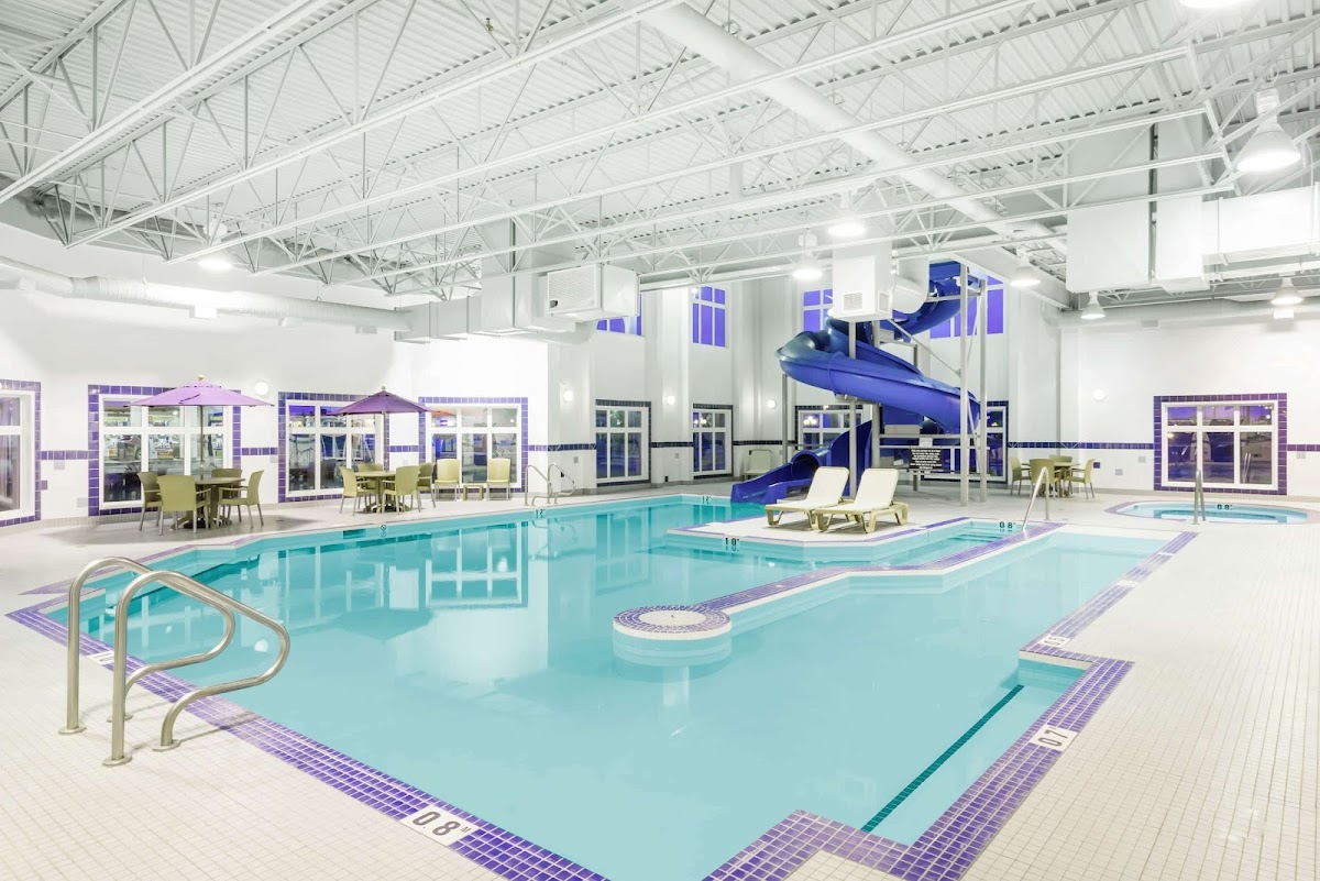 Ramada by Wyndham Olds photo 3