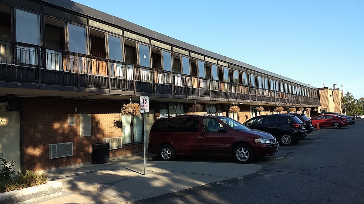 Mississauga Gate Inn photo 2