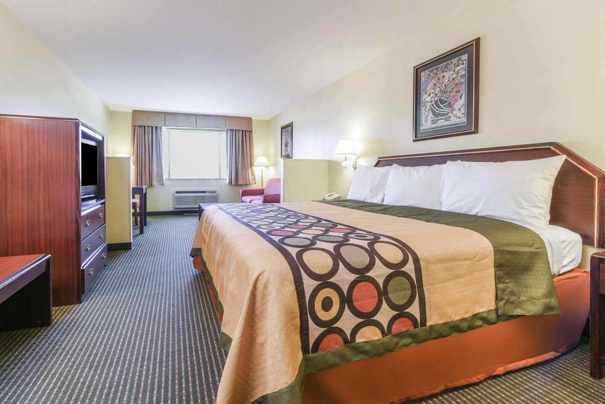 Super 8 by Wyndham Burleson Fort Worth Area photo 2
