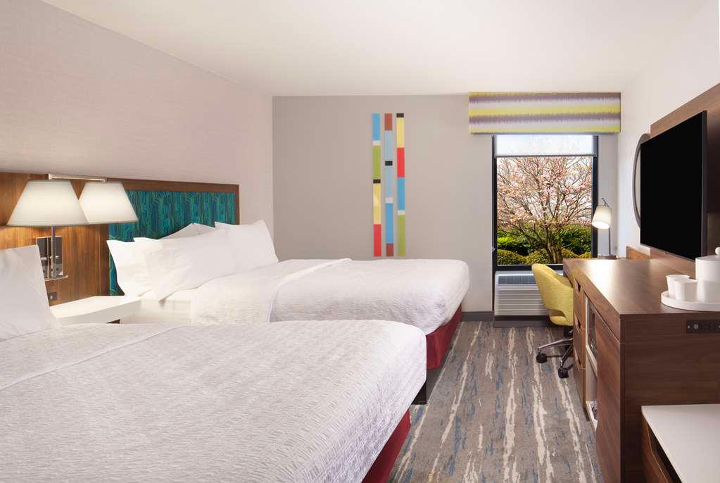 Hampton Inn Athens photo 2