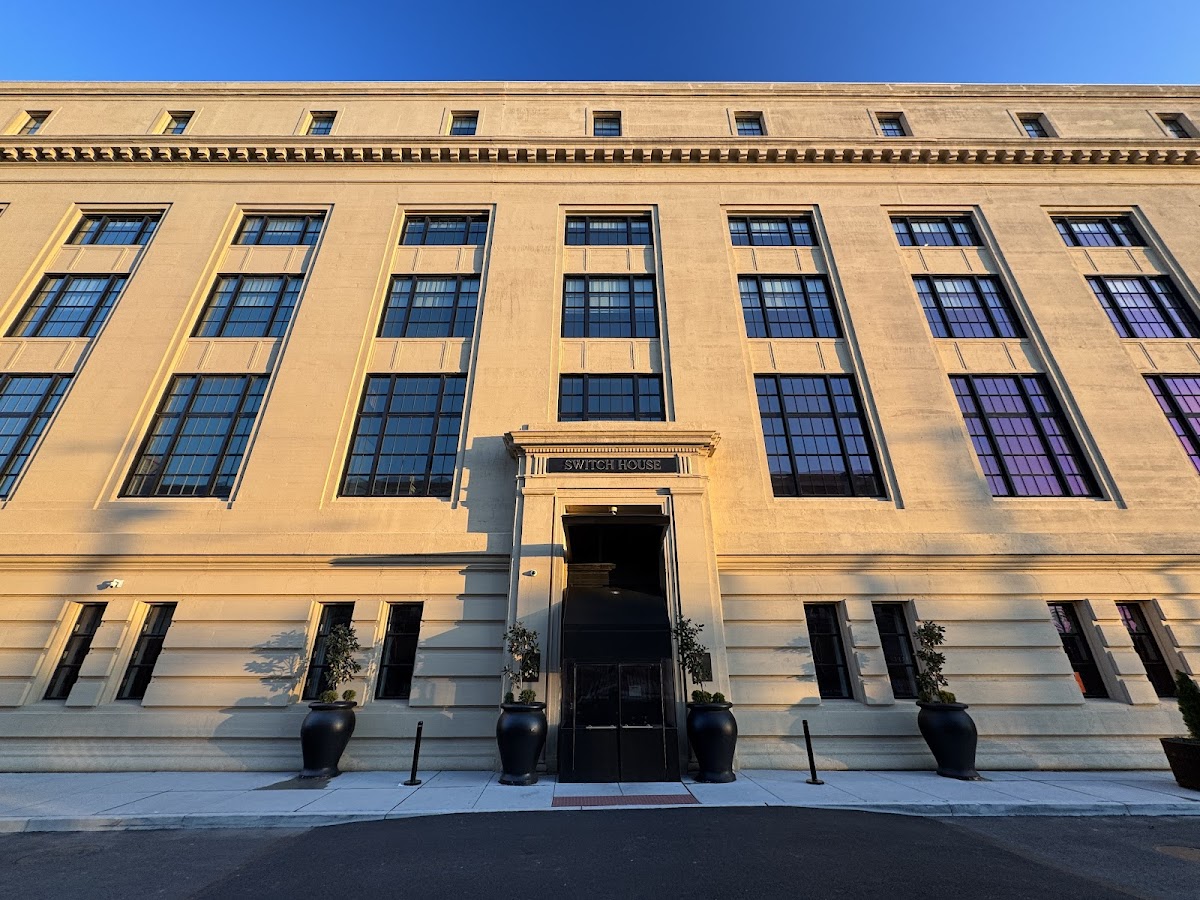 Switch House Hotel