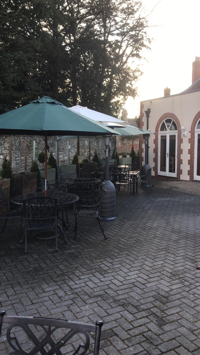 Barrington Arms Hotel photo 3