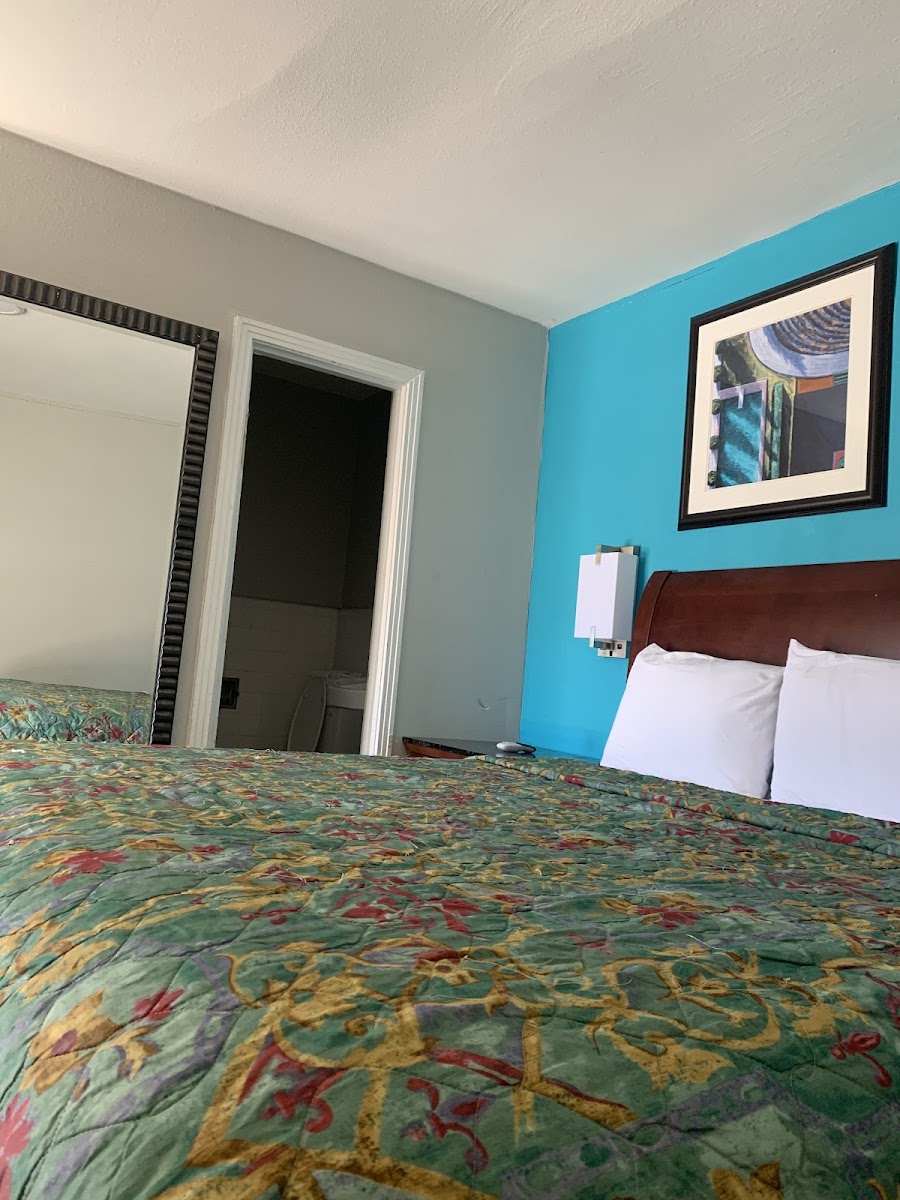 Room 8