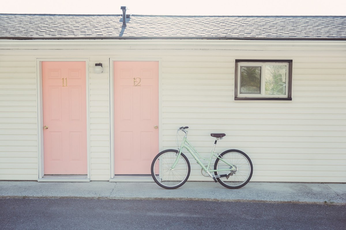 The June Motel, Prince Edward County