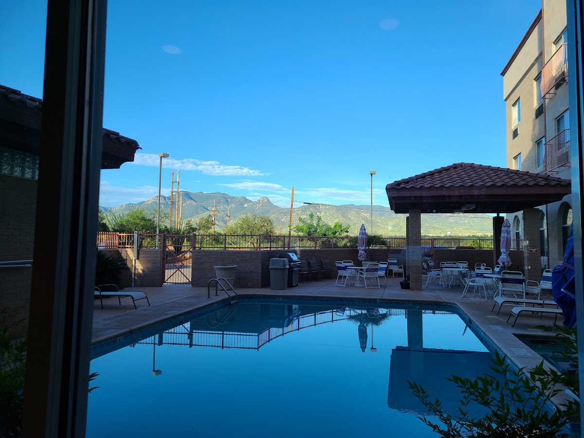Garden Place Suites photo 3