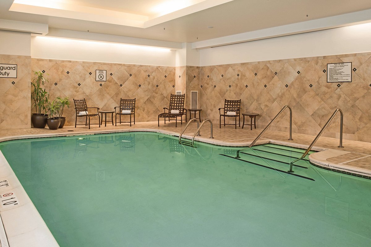 Newport News Marriott at City Center photo 2