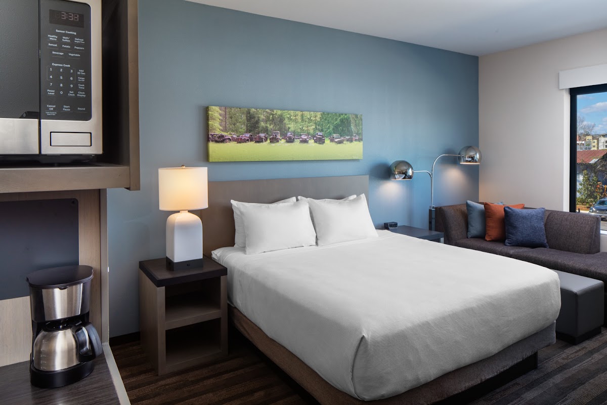 Hyatt House Tallahassee Capitol - University photo 2
