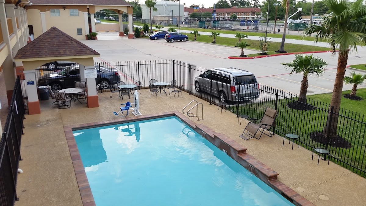 Days Inn by Wyndham Humble/Houston Intercontinental Airport photo 3