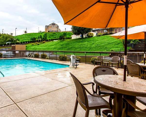 Clarion Inn near Lookout Mountain photo 3