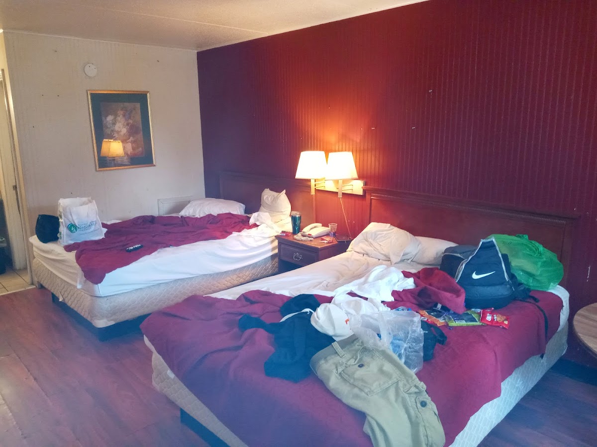Alcoa Inn 2450 Airport Highway. Alcoa, Tenn