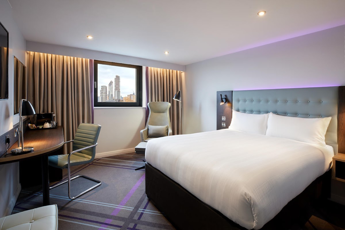 Premier Inn Liverpool City Centre (Lime Street) hotel photo 2