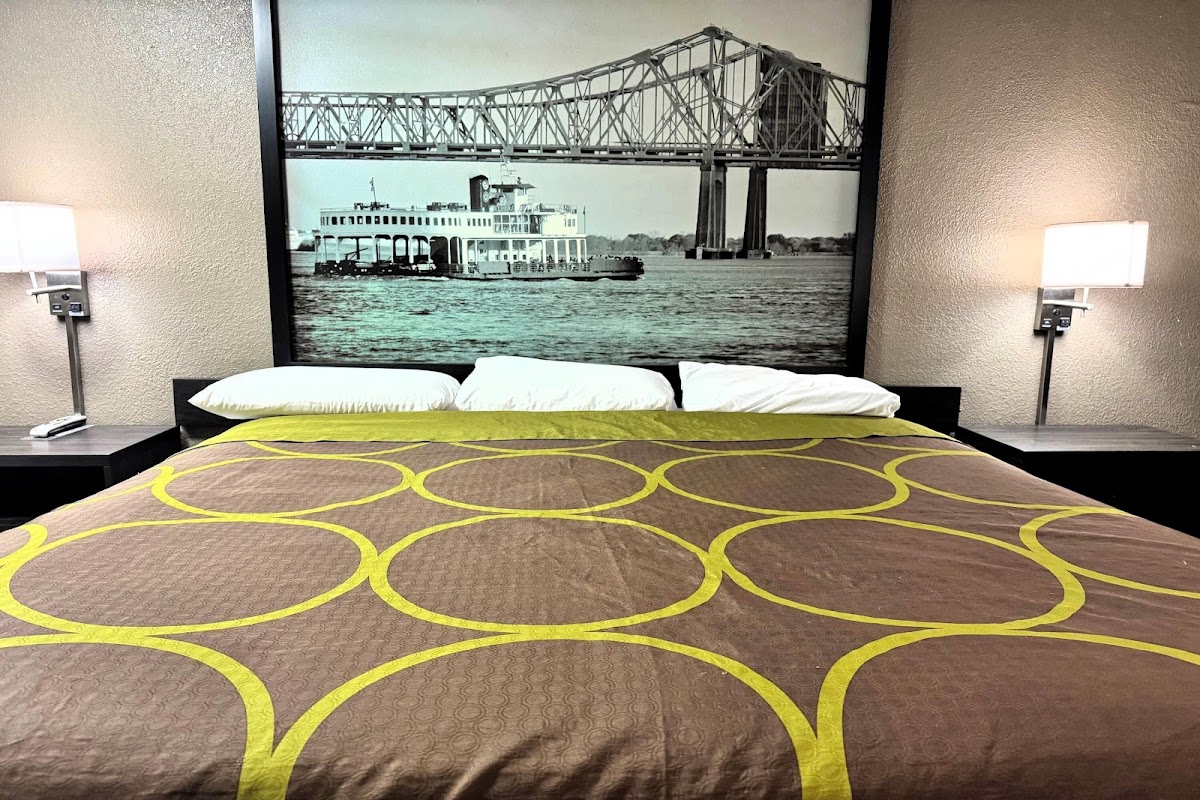Super 8 by Wyndham Picayune photo 2