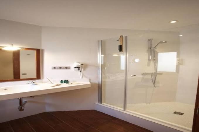Room 7