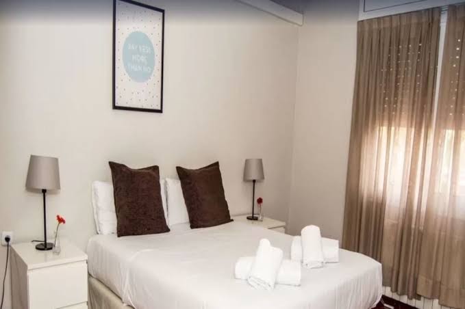 Room 9