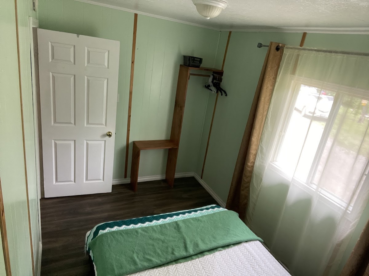 Cutler Lake Lodge photo 2