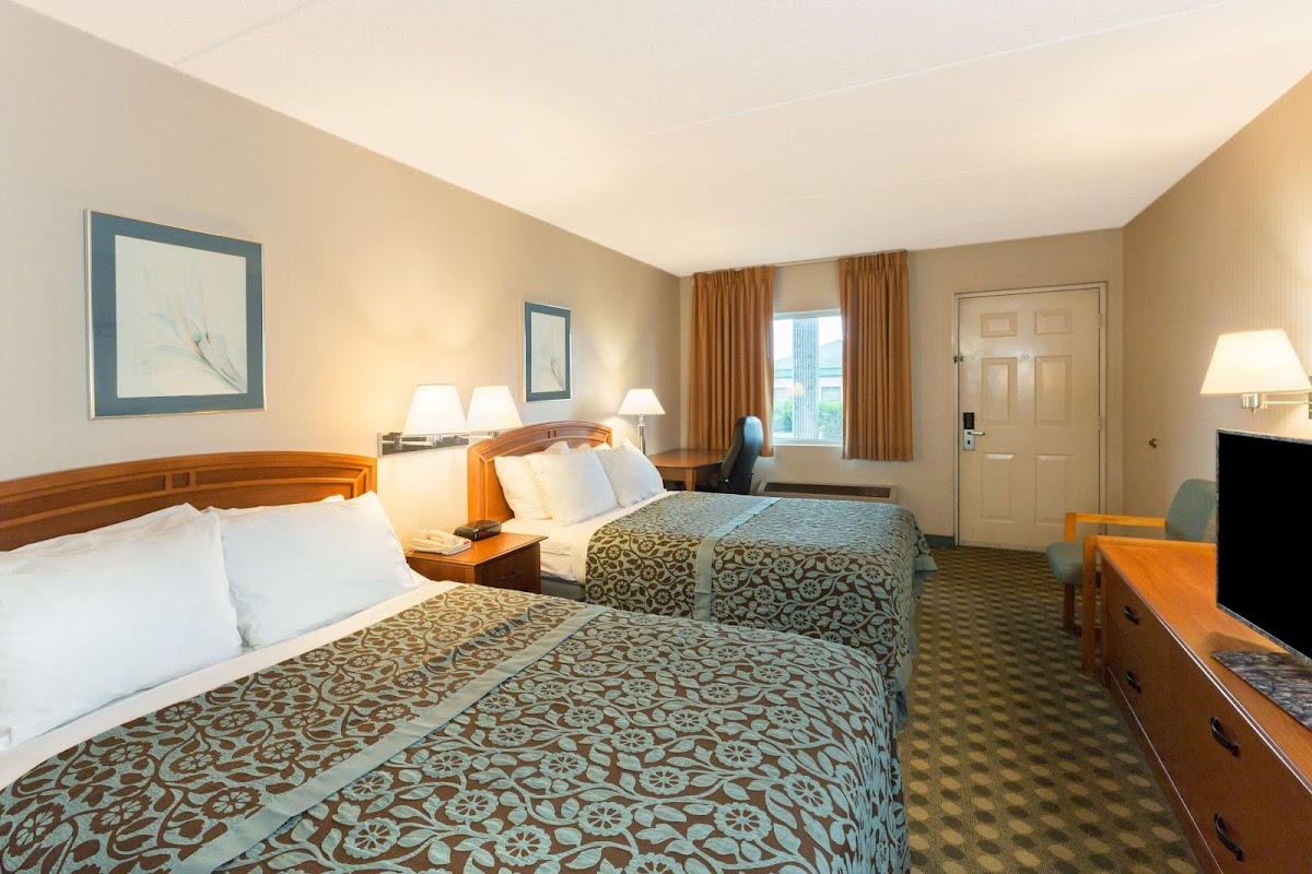 Days Inn by Wyndham Richmond photo 2