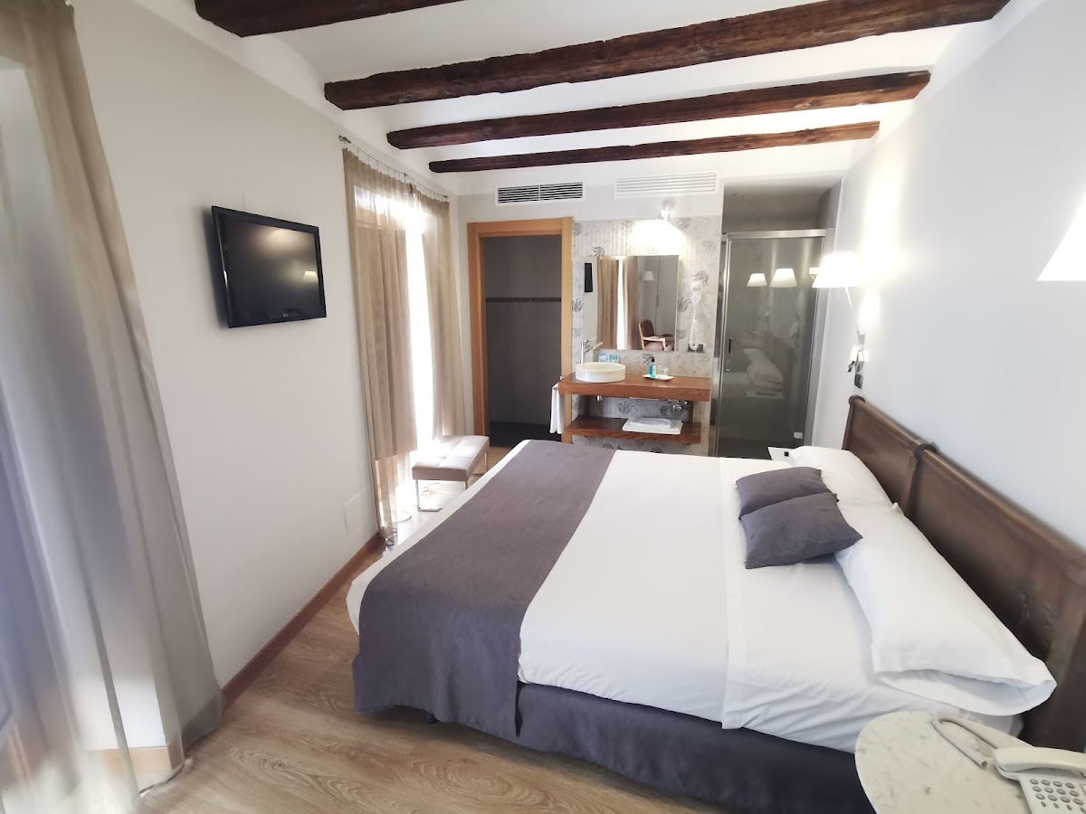 Room 10