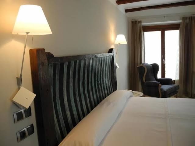 Room 5