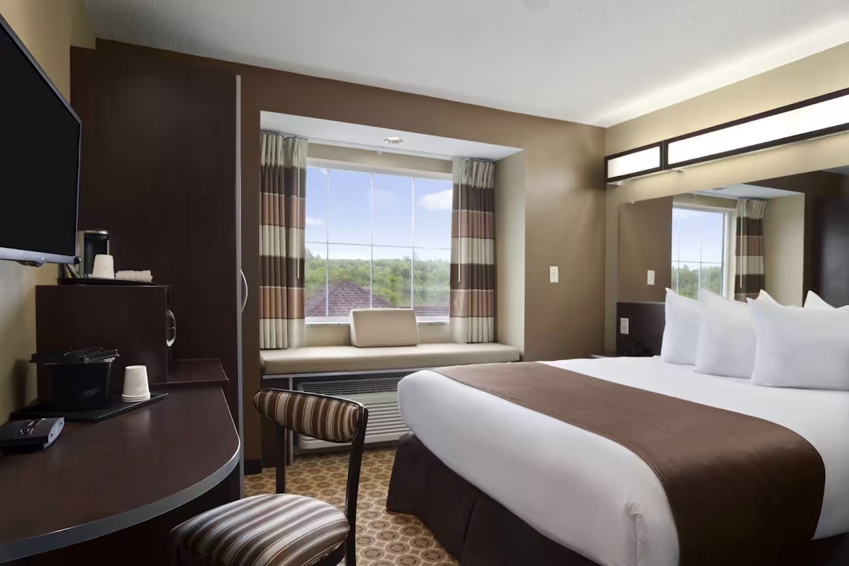 Sonesta Essential Fairmont photo 2