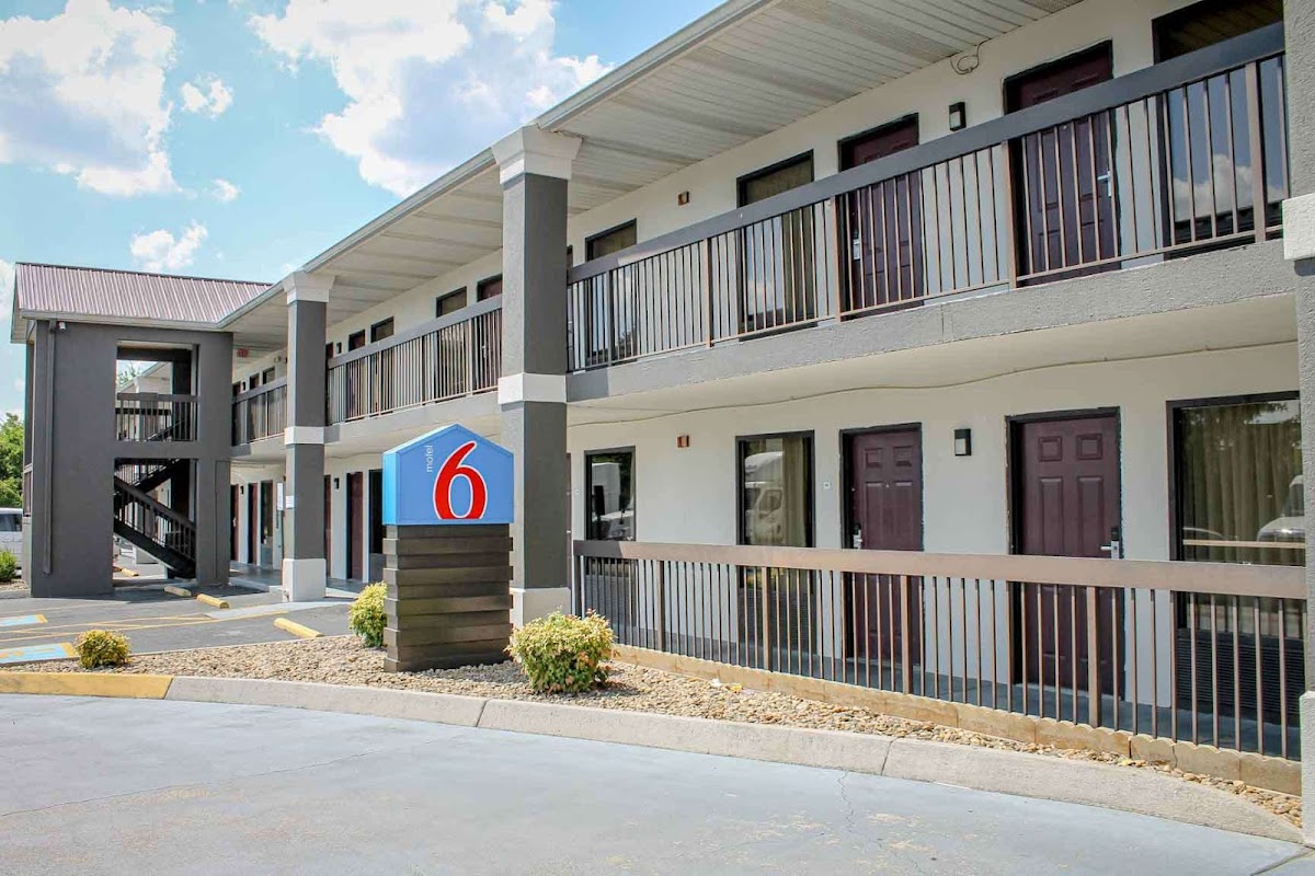 Motel 6 Knoxville, TN - East