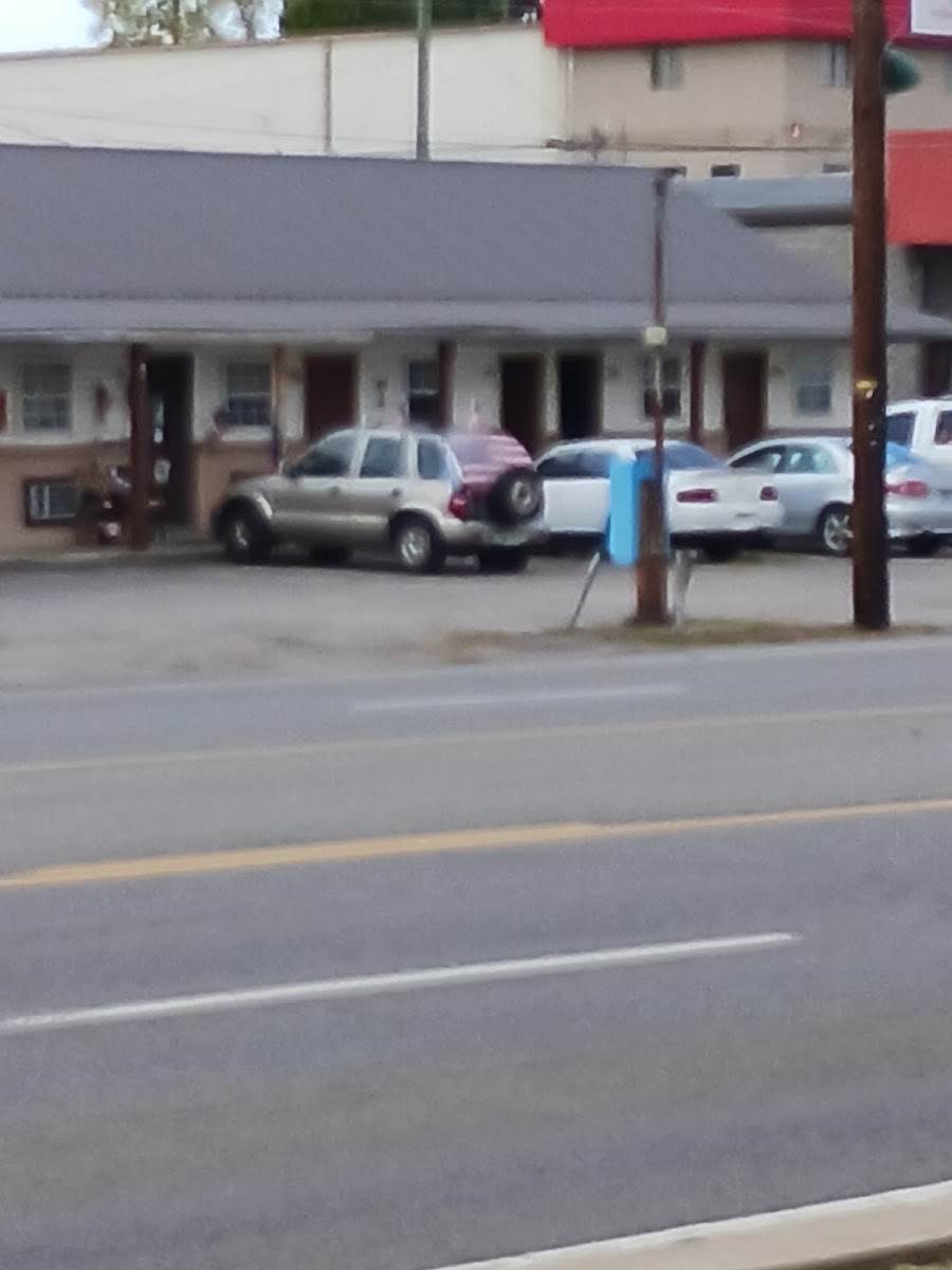 Rest Haven Motel photo 2