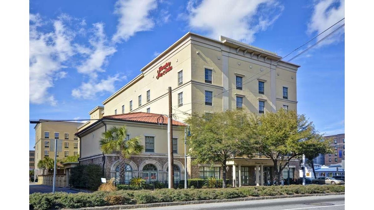 Hampton Inn & Suites Savannah Historic District