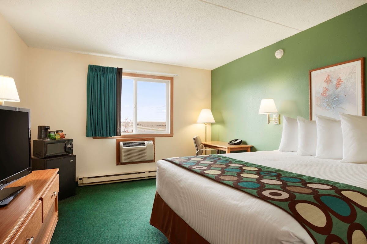 Super 8 by Wyndham West Fargo Main Ave ND photo 2