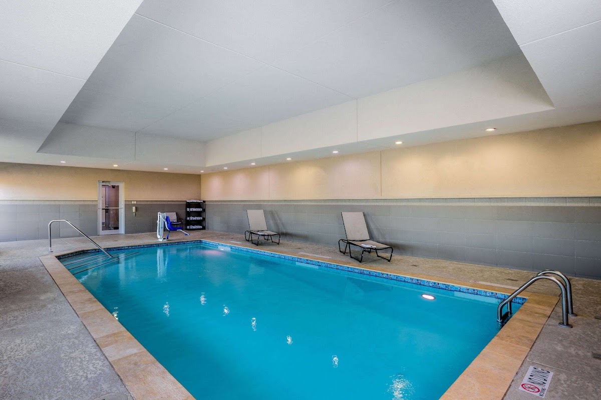 La Quinta Inn & Suites by Wyndham Houston Cypress photo 3