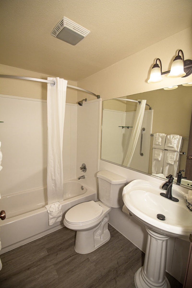 FairBridge Inn & Suites Sandpoint photo 2