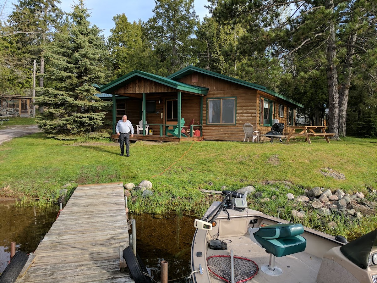 Shagawa Inn Resort