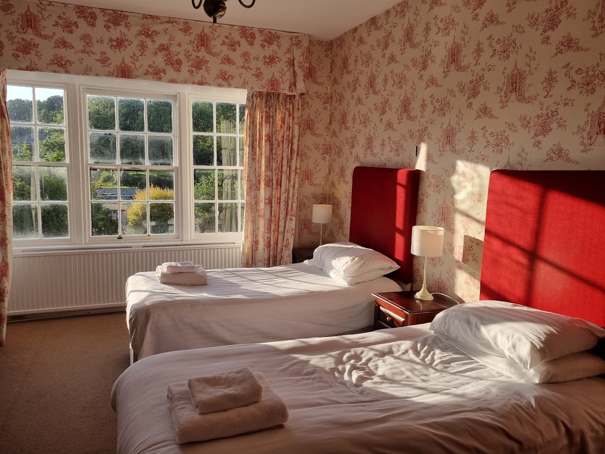 Blue Bell Hotel