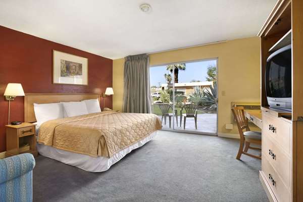 Sol Springs Inn photo 2