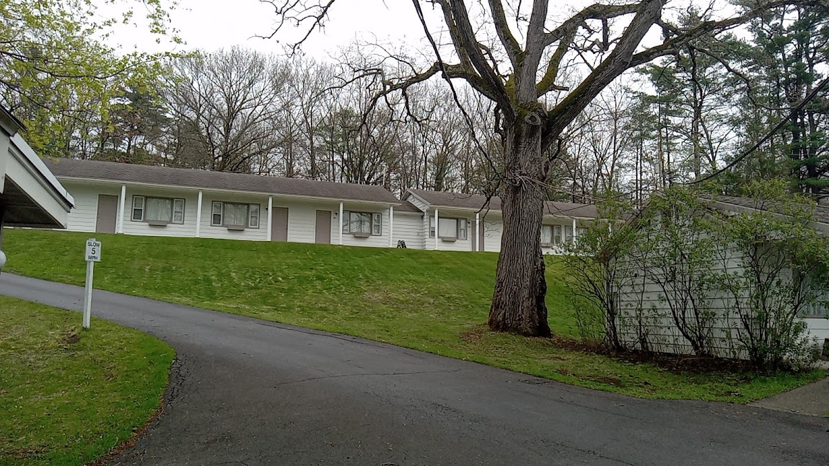 Graycourt Motel