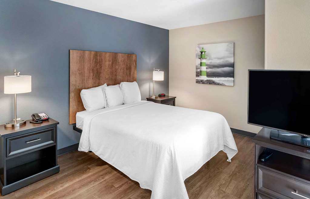 Extended Stay America Premier Suites- San Jose - Airport photo 2