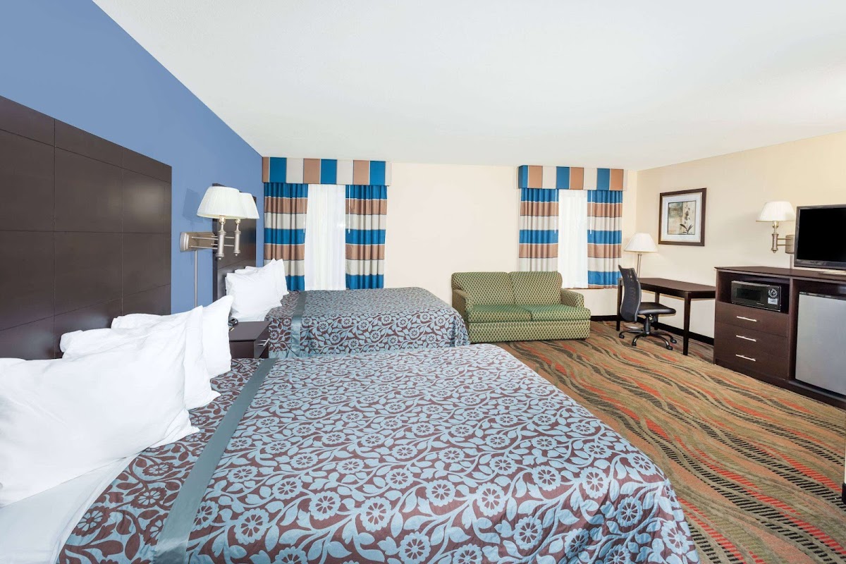 Days Inn by Wyndham Springfield photo 2