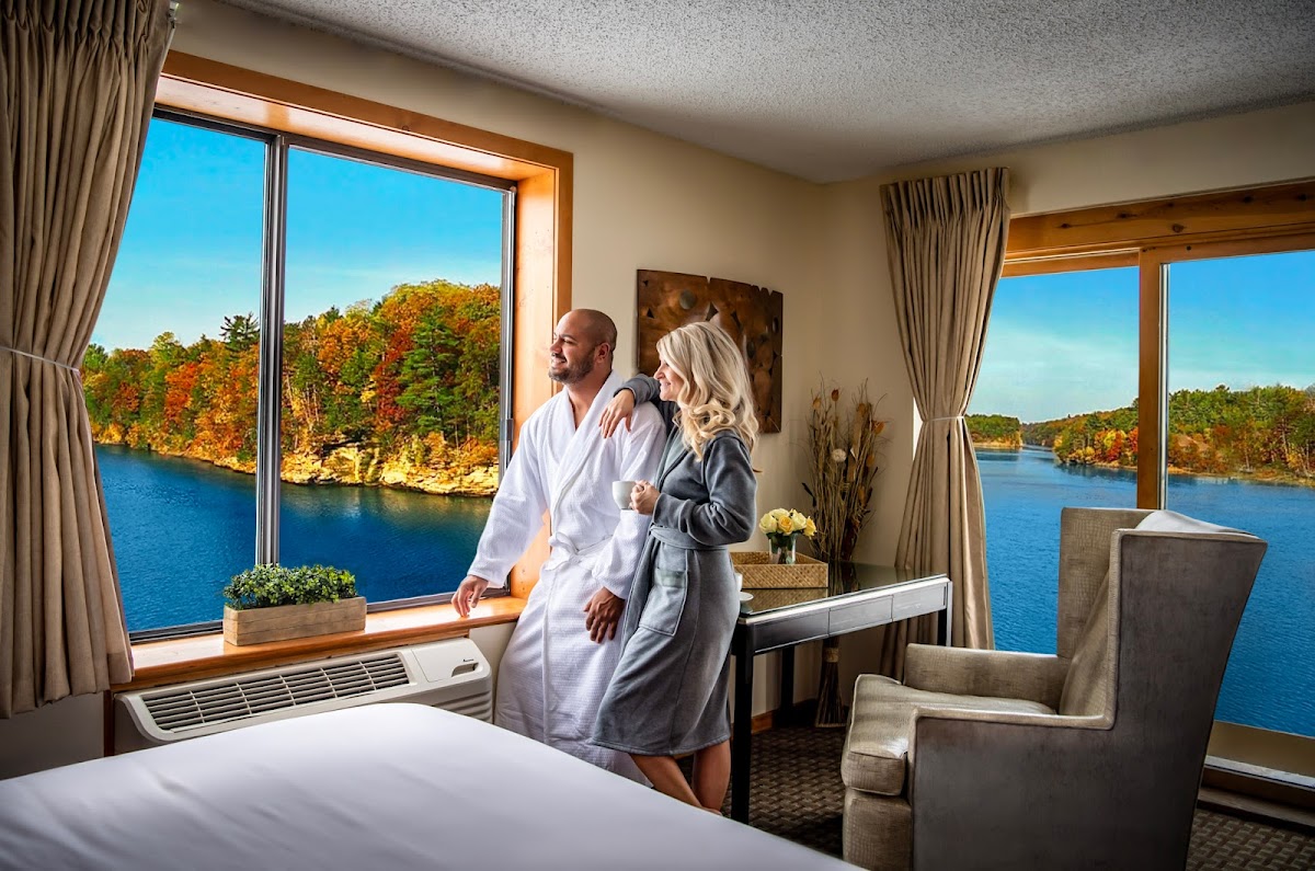 The VUE Boutique Hotel & Boathouse photo 2