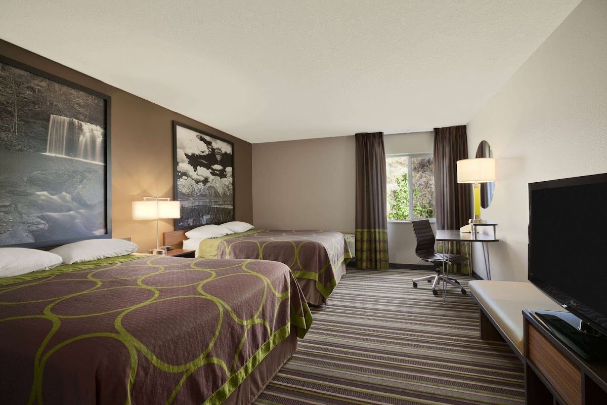 Super 8 by Wyndham Pocatello photo 2