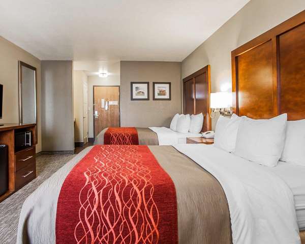 Comfort Inn Marshalltown South photo 2