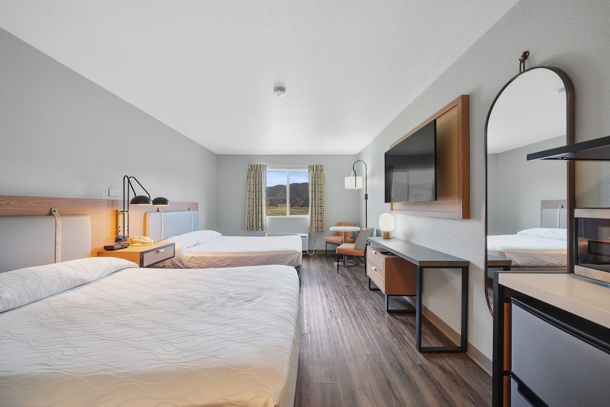 Garibaldi Inn at the Bay photo 2