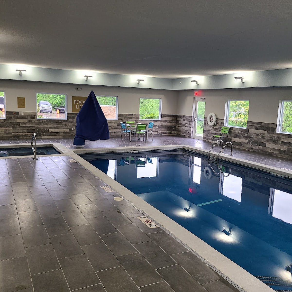 Candlewood Suites Kansas City - Independence by IHG photo 3