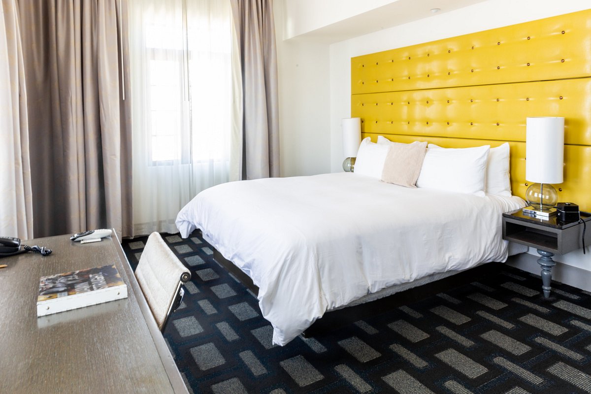 The Padre Hotel photo 2