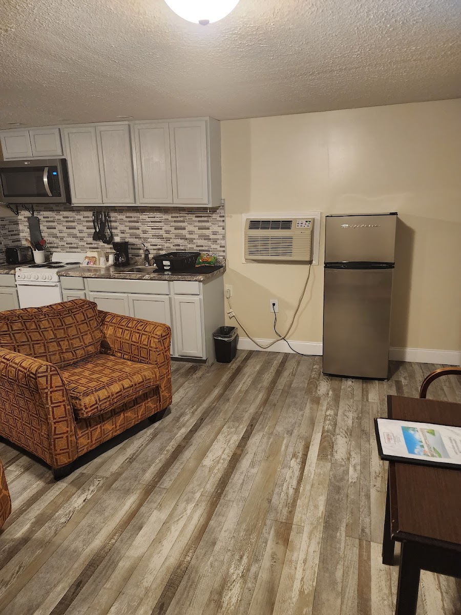 Turnpike Motel photo 2