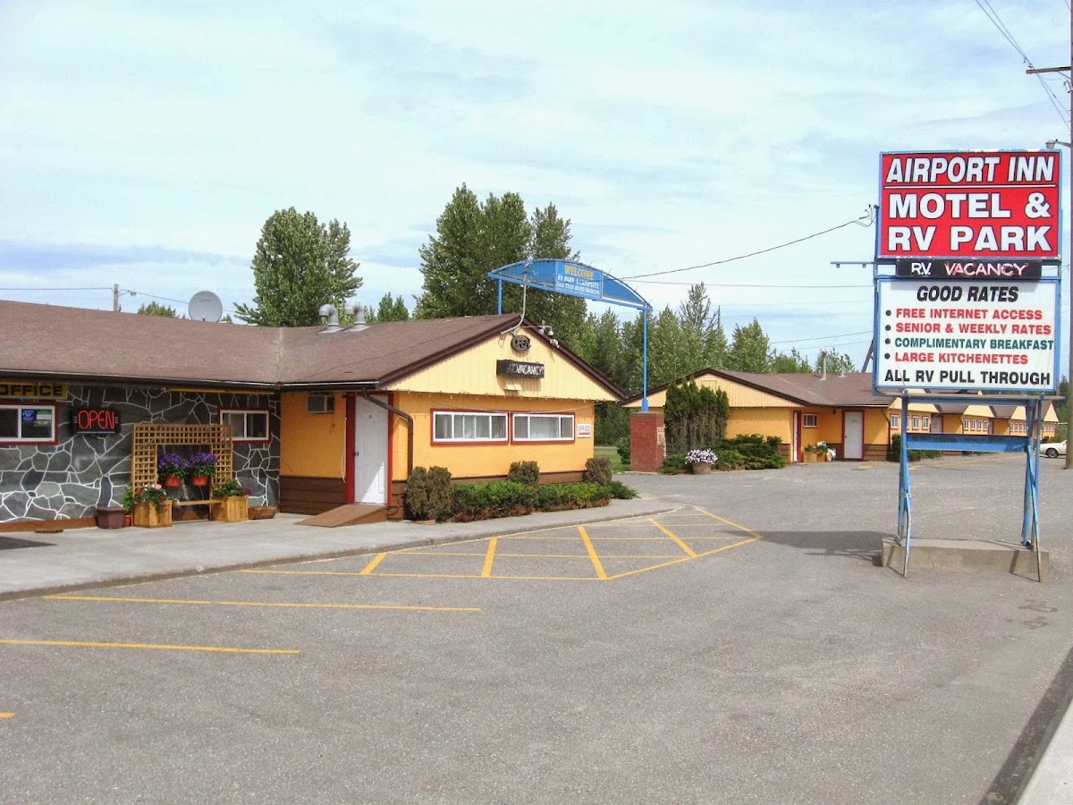 Airport Inn Motel & R V Park
